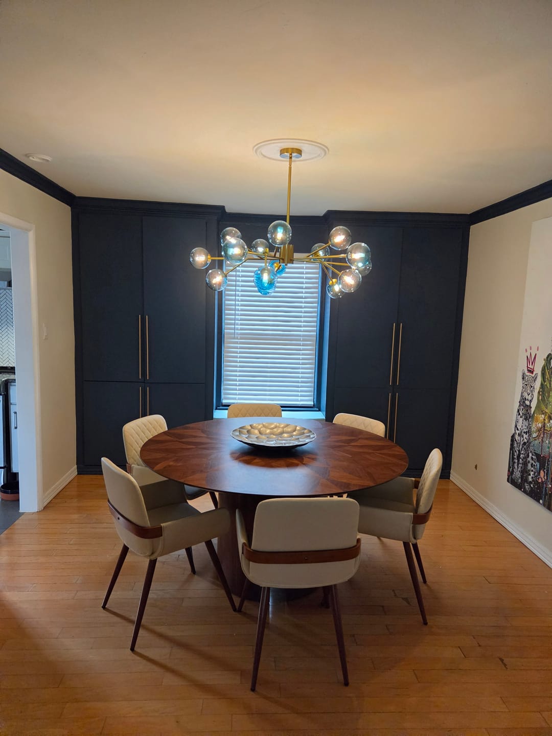 Customer photo review of Modern 15-Light Gradient Glass Globe Branch Chandelier