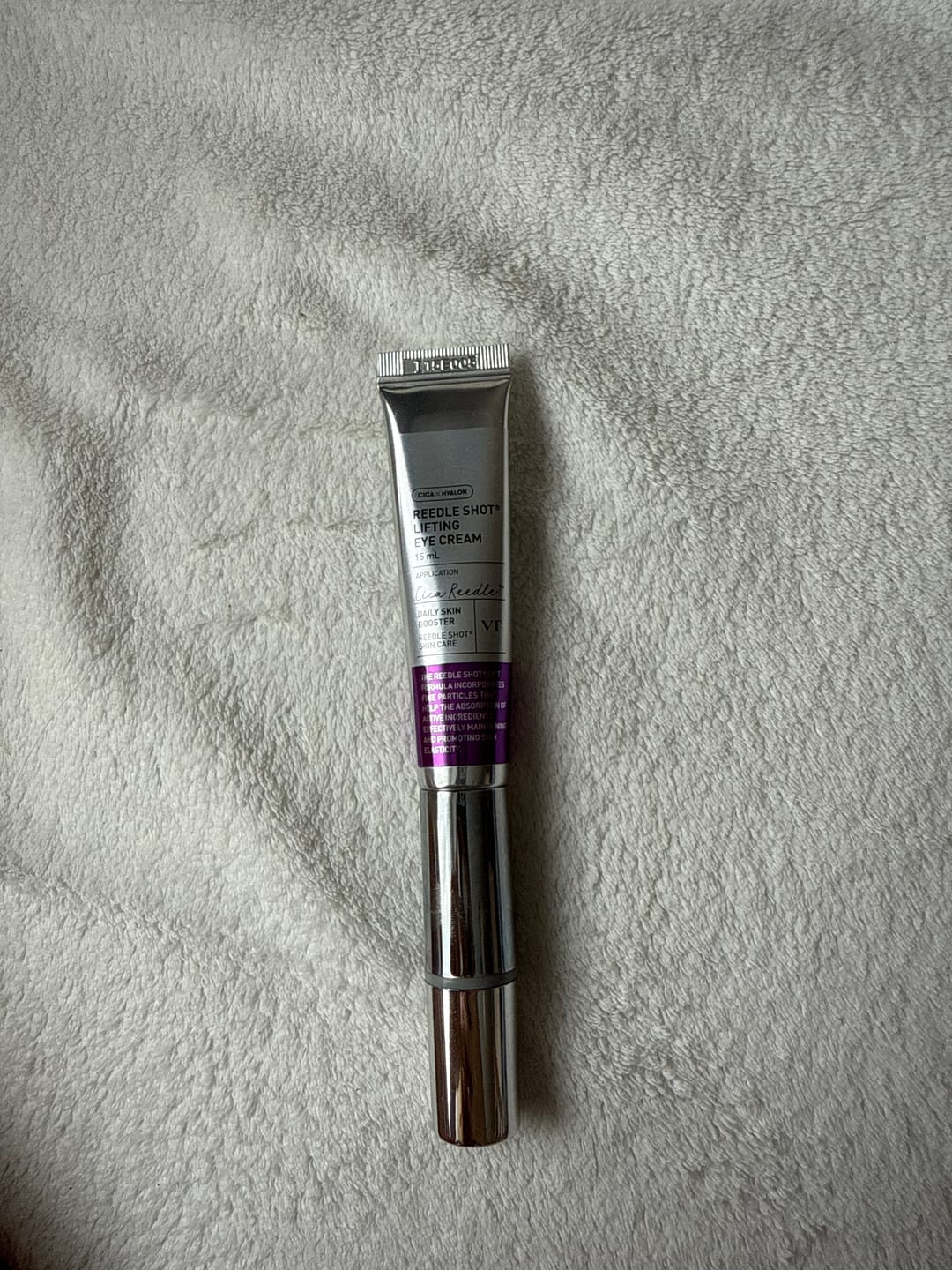 Customer photo review of Masāžas liftinga krēms ādai ap acīm ar mikroadatām VT Cosmetics Reedle Shot Lifting Eye Cream