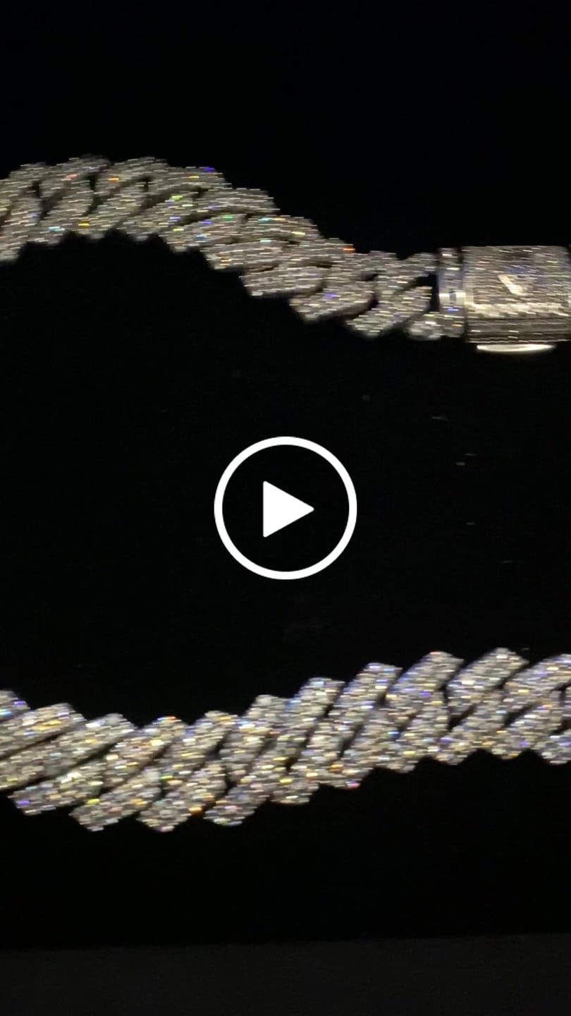 Customer video review of 14mm Moissanite Cuban Chain - Silver - D Color - VVS1