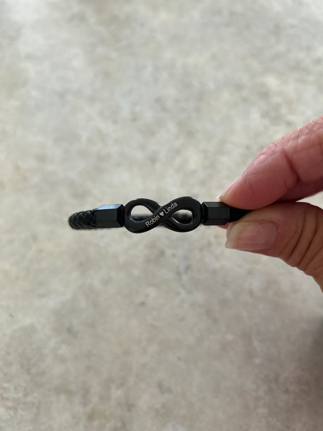Customer photo review of Bracelet Personnalisé « À Mon Mari »
