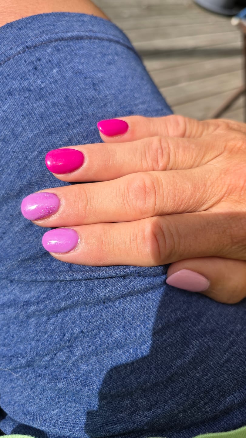 Customer photo review of Glowdip Allt-i-ett Manikyrset