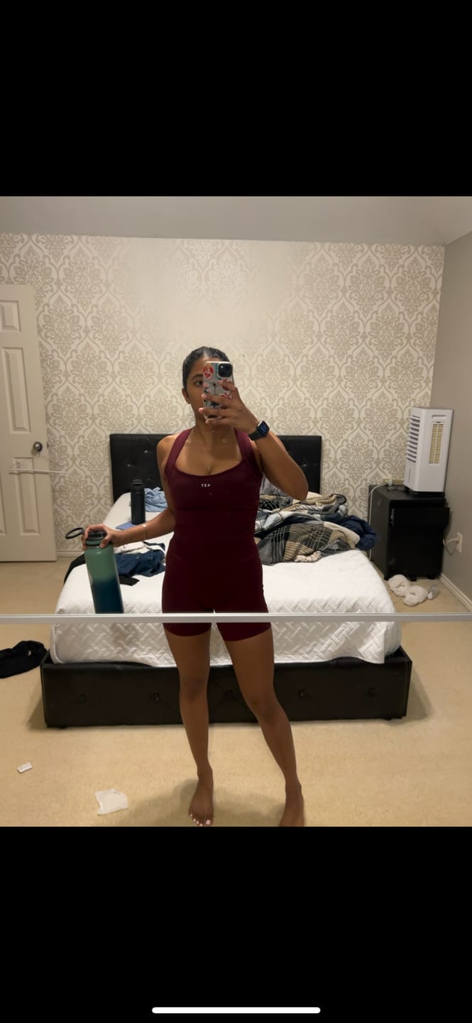 Customer photo review of The Sculpt Tank / Black-Cherry