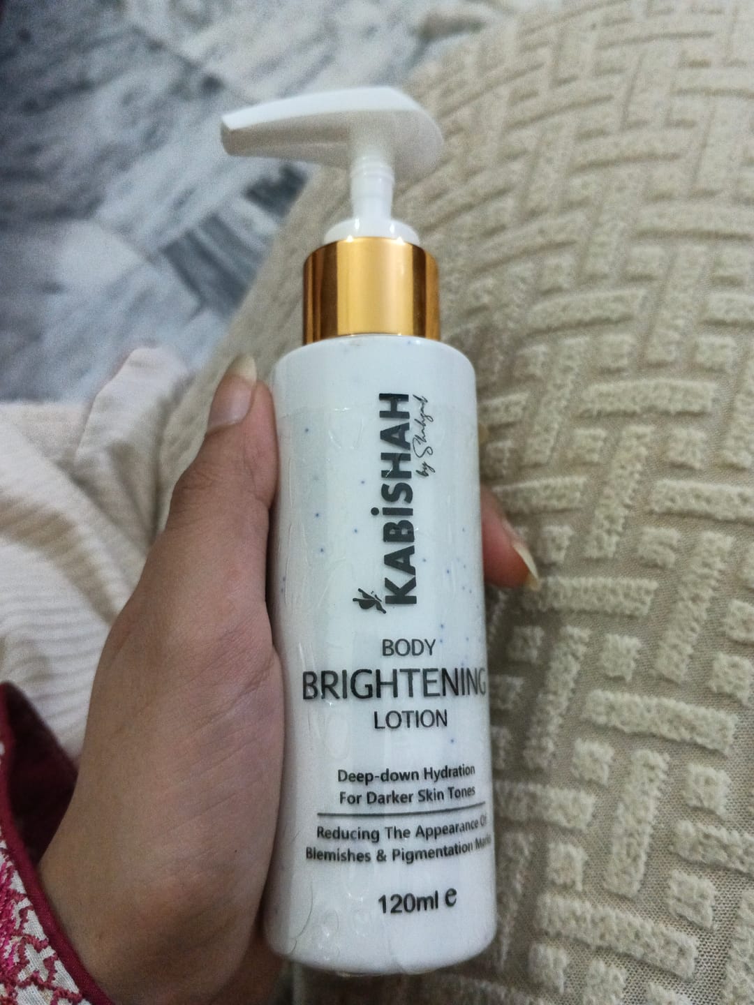 Customer photo review of DazzleSkin Body Hydrating Lotion