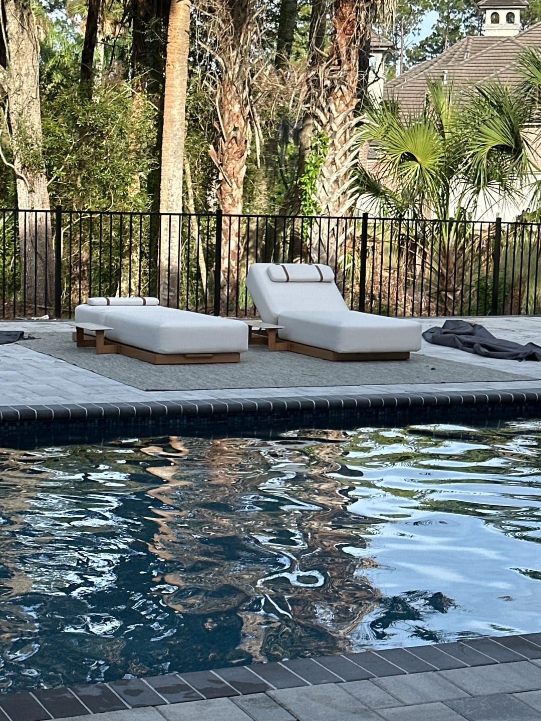 Customer photo review of Solaris Outdoor Chaise Lounge