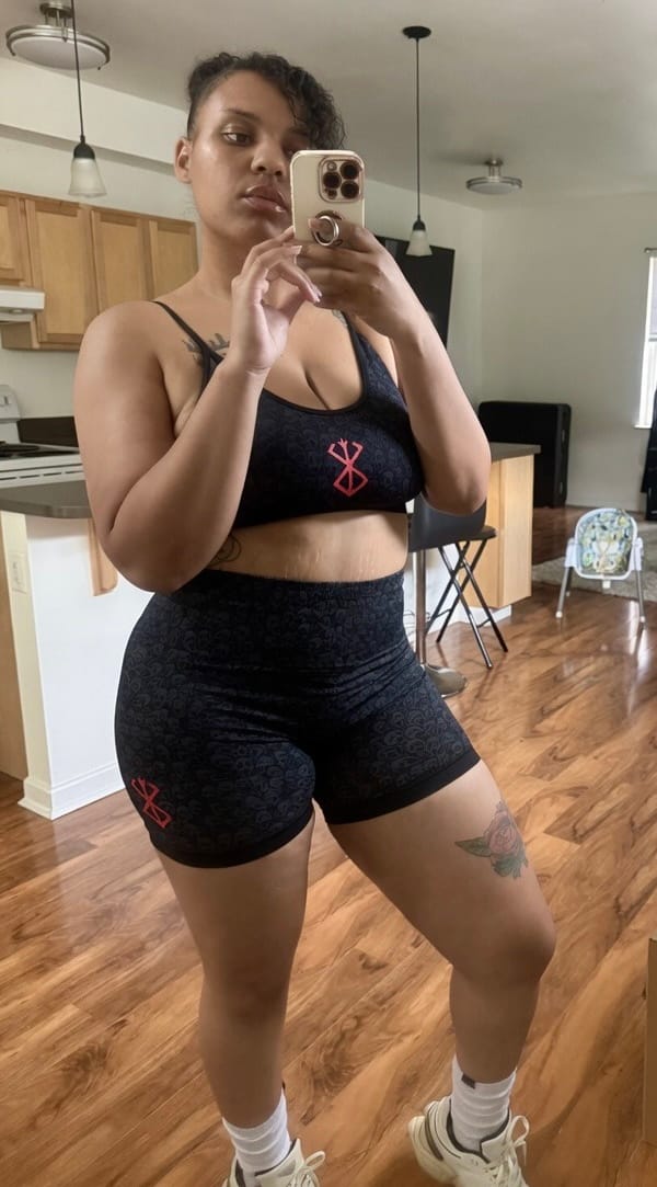 Customer photo review of Sacrifice Seamless Shorts