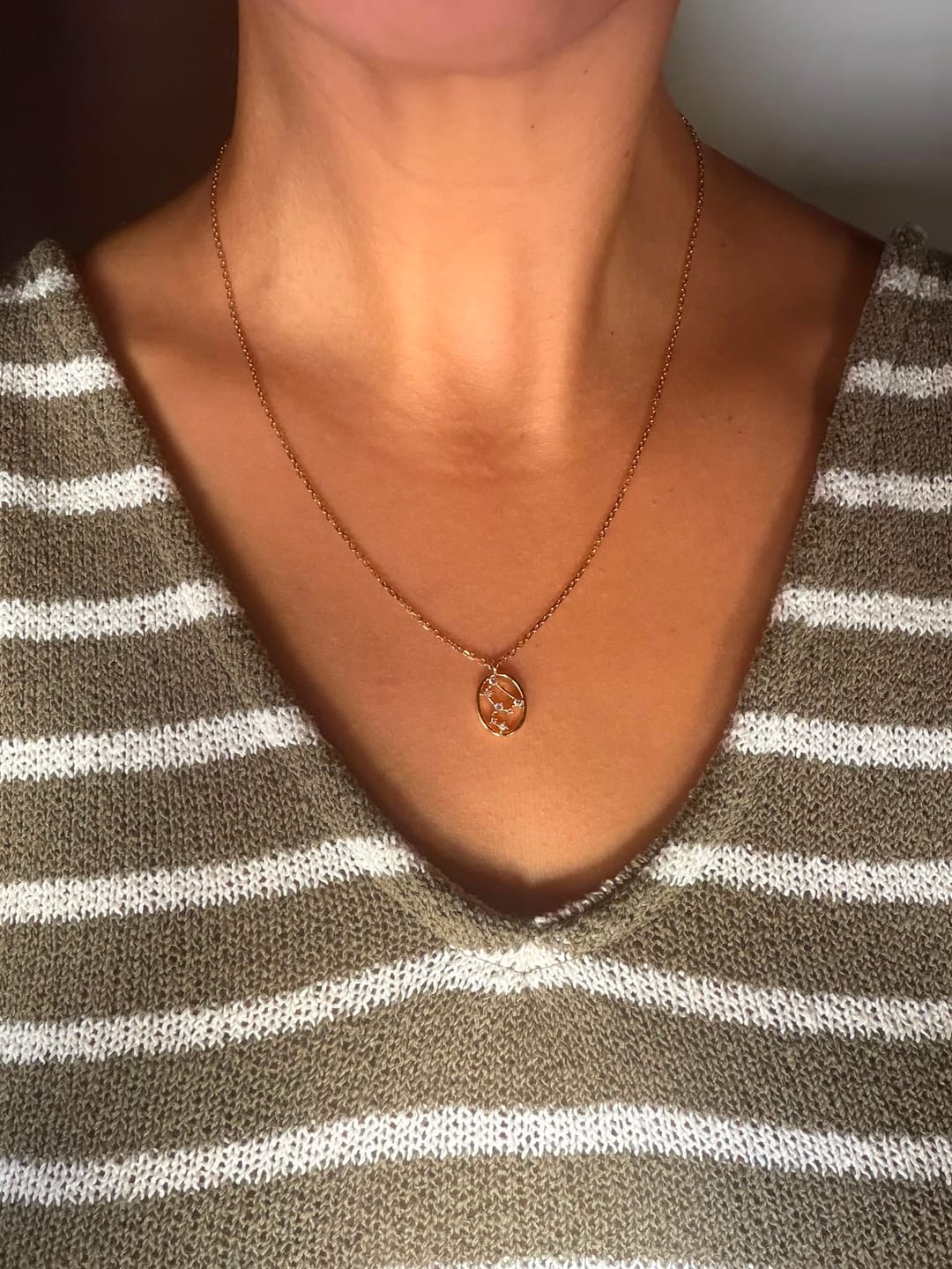Customer photo review of Collar Signos Brillantes