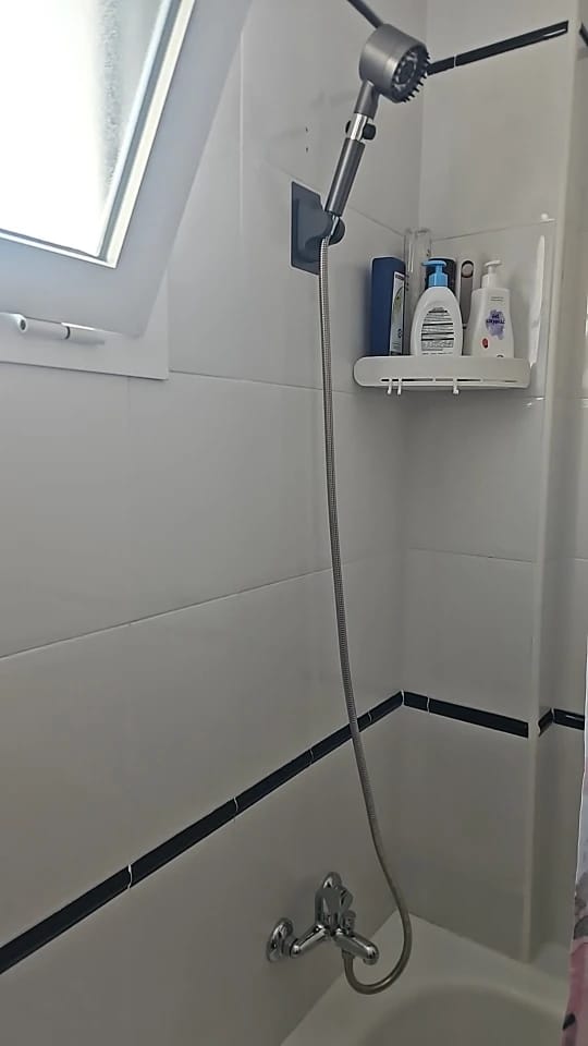 Customer photo review of VELORA AquaFlow™