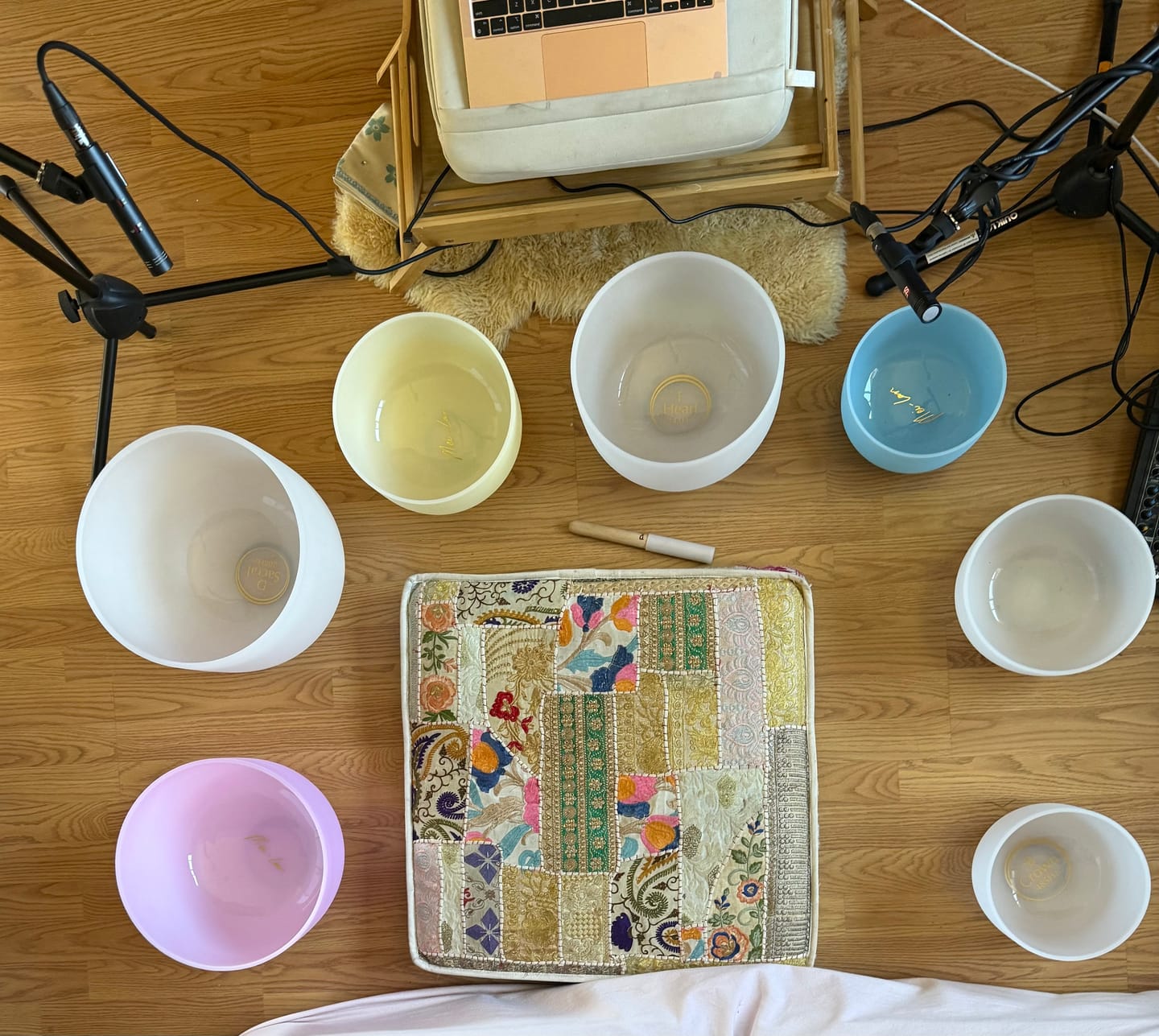 Customer photo review of Learn to Play the Crystal Singing Bowls Like Travis