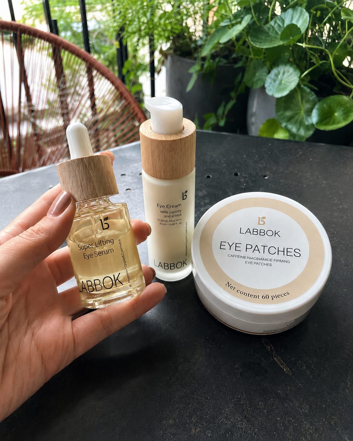 Customer photo review of Σύστημα Περιποίησης Ματιών Labbok - Μαύροι Κύκλοι & Ρυτίδες, Άμεση Σύσφιξη σε 30 Λεπτά