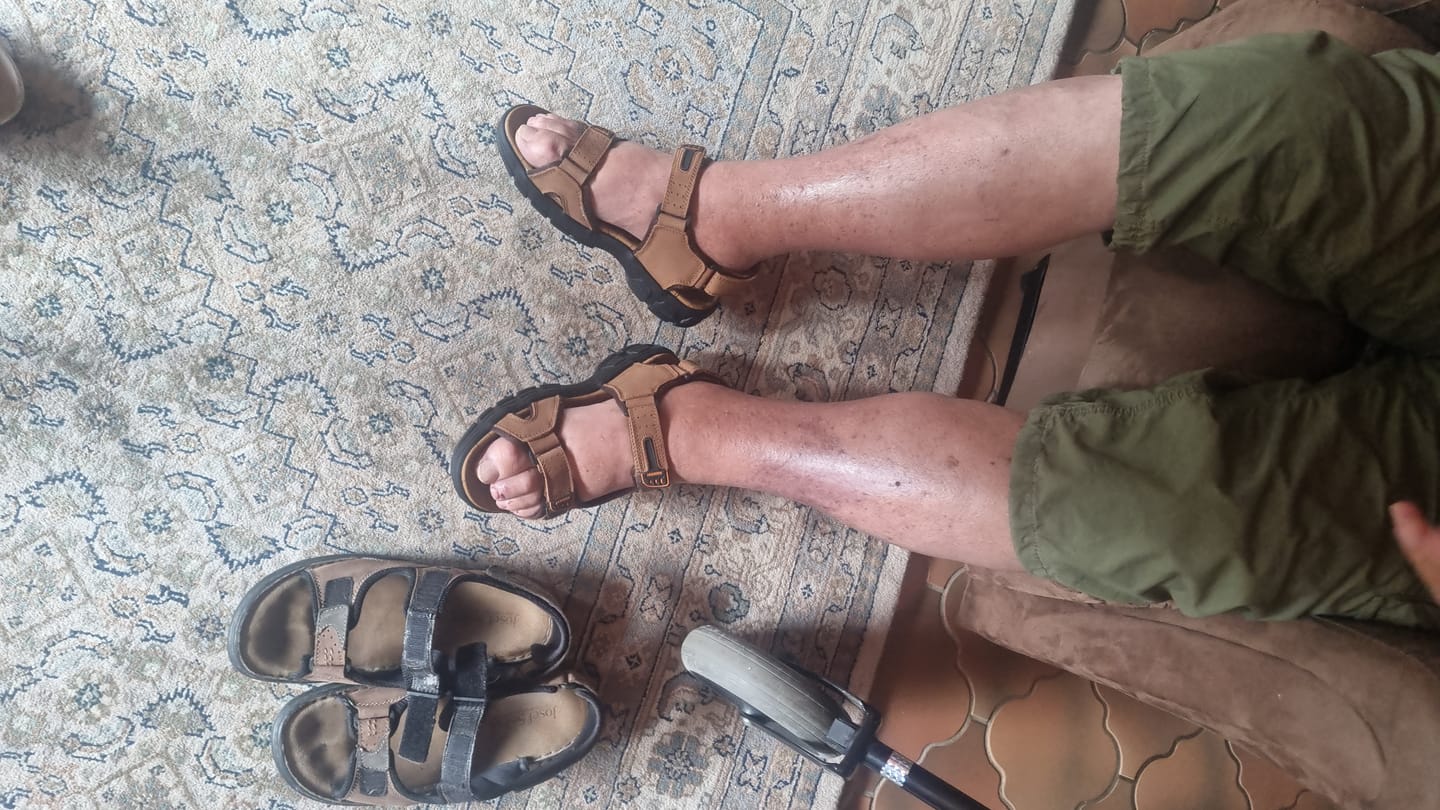 Customer photo review of Orthopädische Herrensandalen - Jules