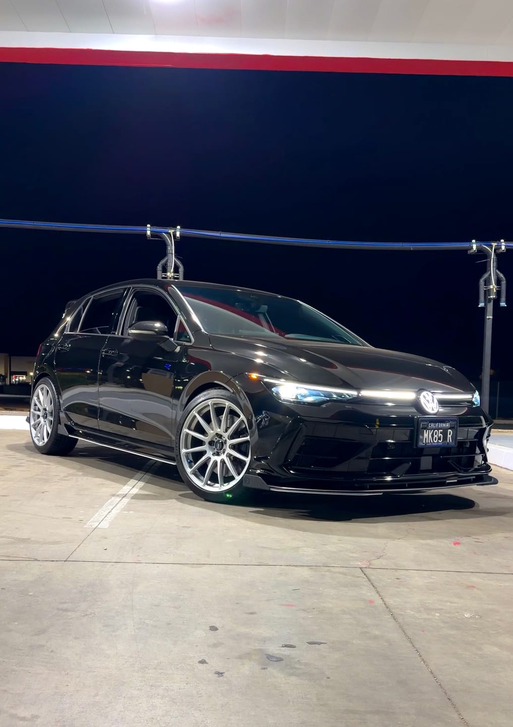 Customer photo review of MK8.5 Golf R Side Skirt Splitters (Pair)