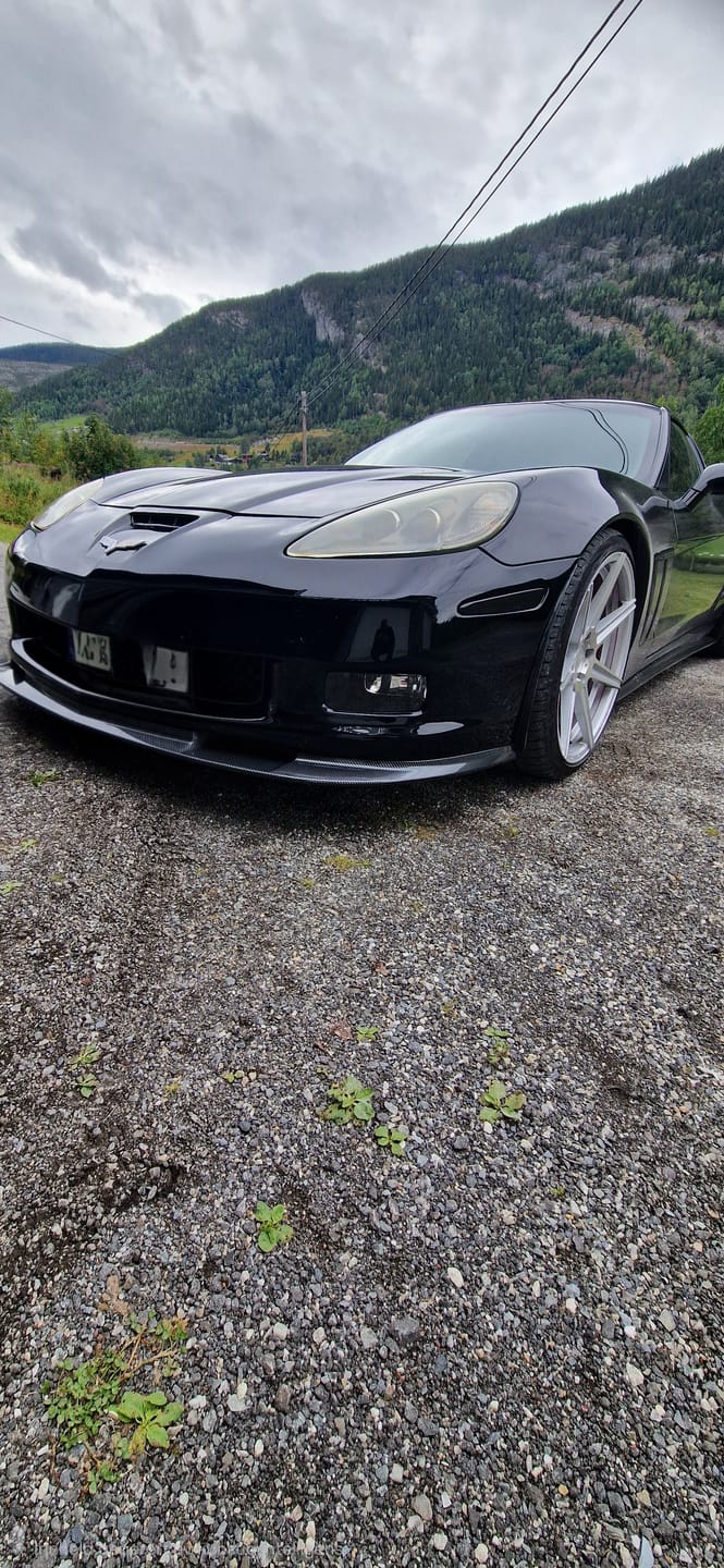 Customer photo review of Corvette C6 Grand Sport / Z06 Front Splitter Lip | ZR1 Conversion Package