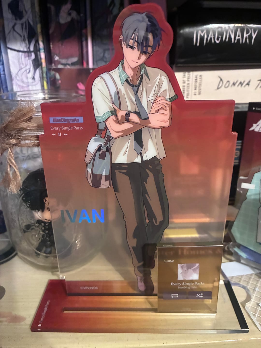 Customer photo review of 【Pre-Order】Alien Stage - Zombie Stage: Fading Youth Series - Acrylic Stand