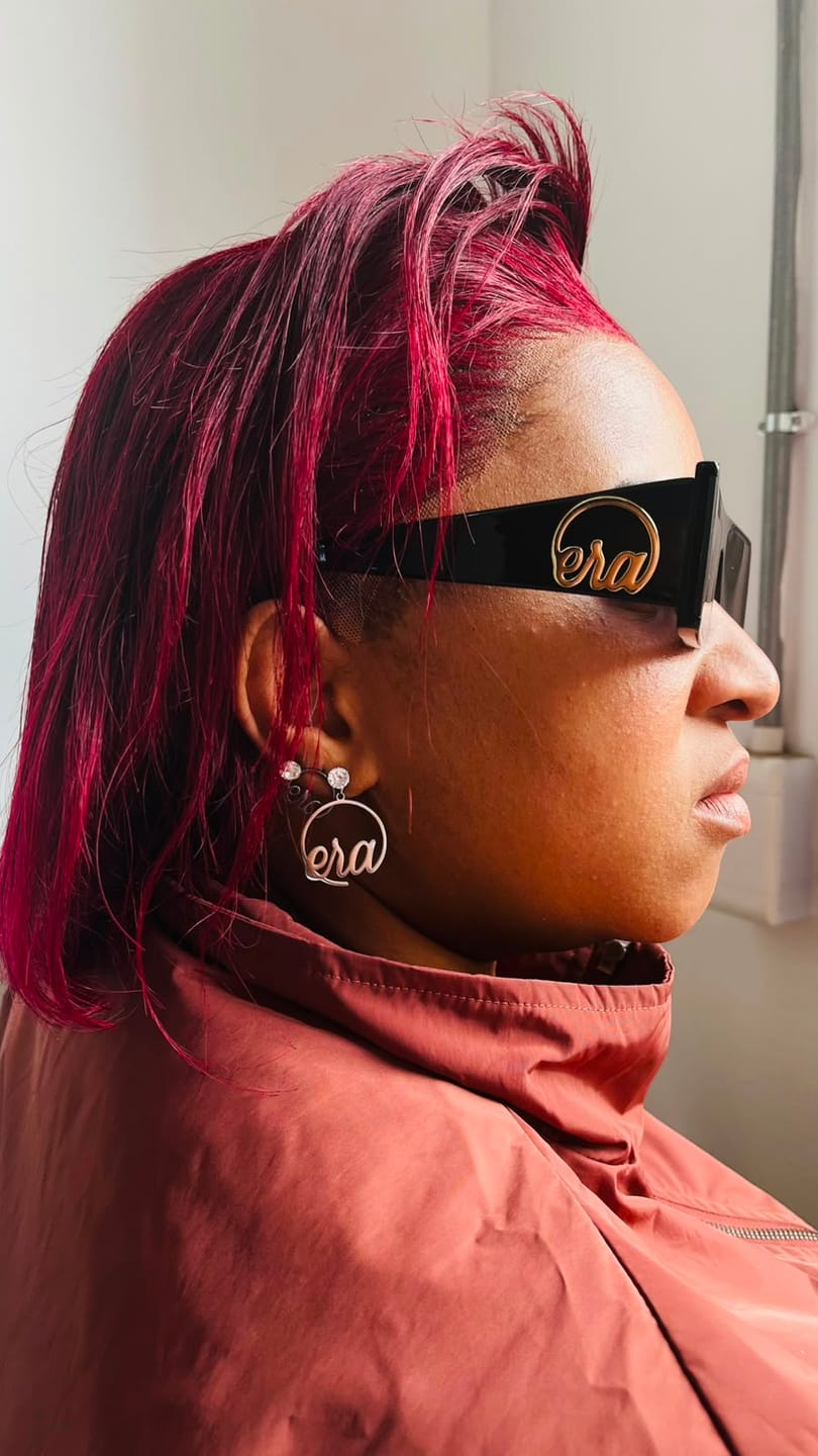 Customer photo review of Black Iconic Sunglasses