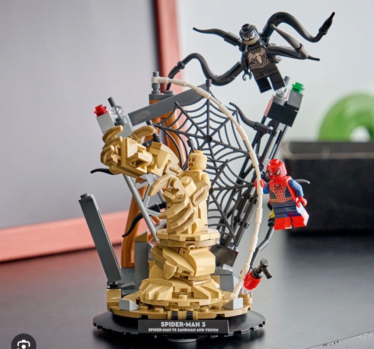 Customer photo review of Batalla Legendaria: Spider-Man vs. Sandman