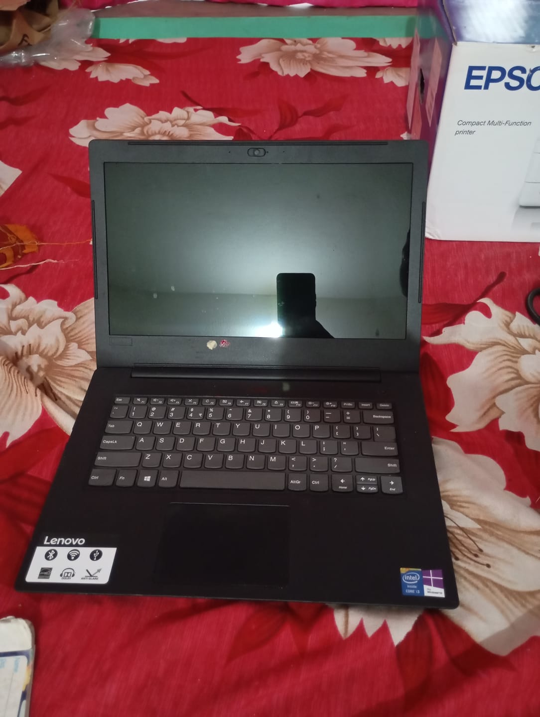 Customer photo review of Lenovo ThinkPad | V130 | Core i3 - 7th Gen | 14" HD | Windows 10 | Refurbished