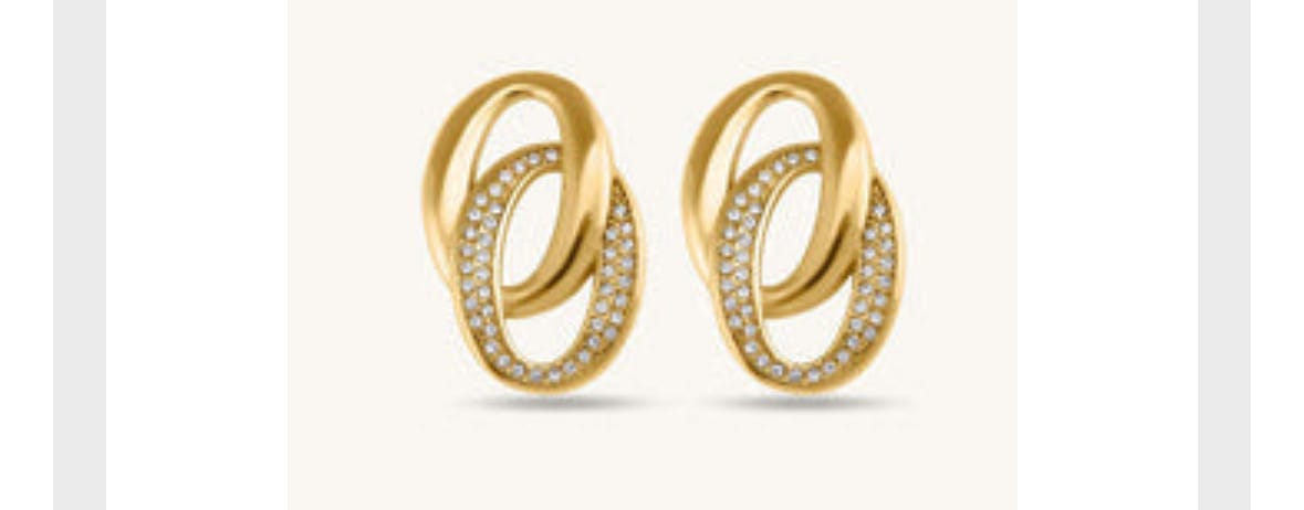 Customer photo review of Elegant Interlinked Stud Earrings