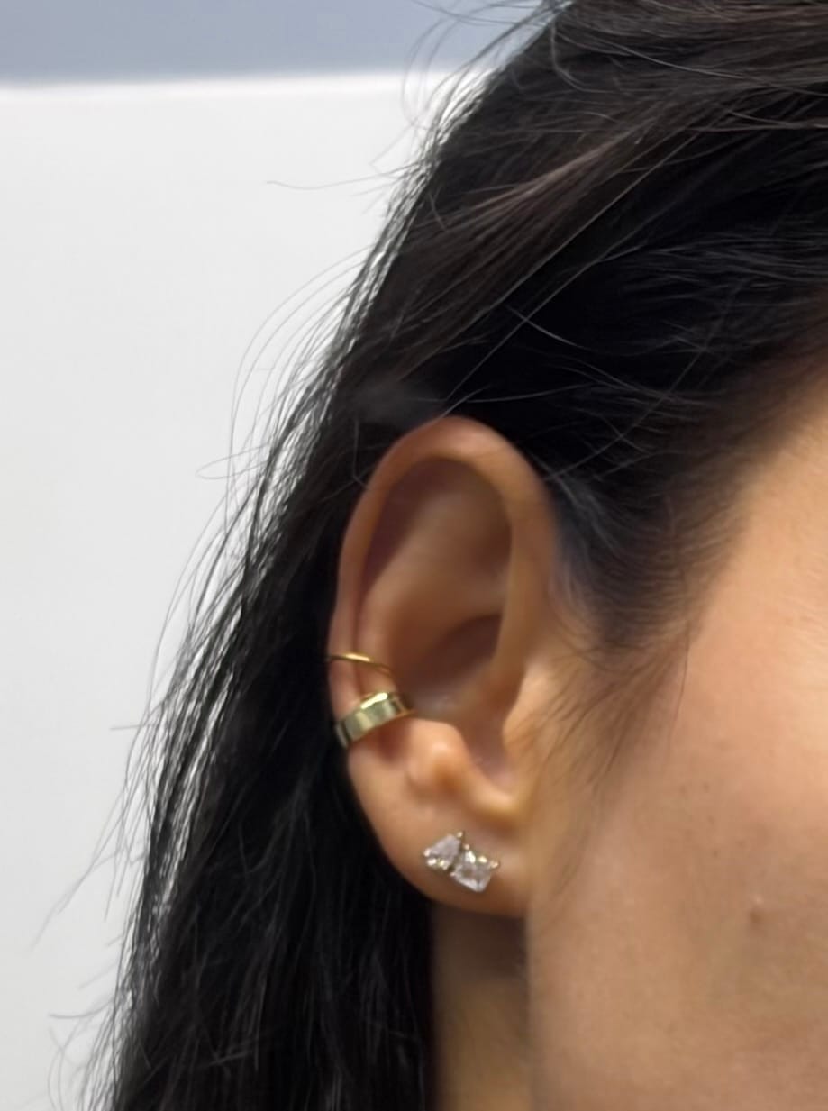 Customer photo review of Toi Et Moi Studs