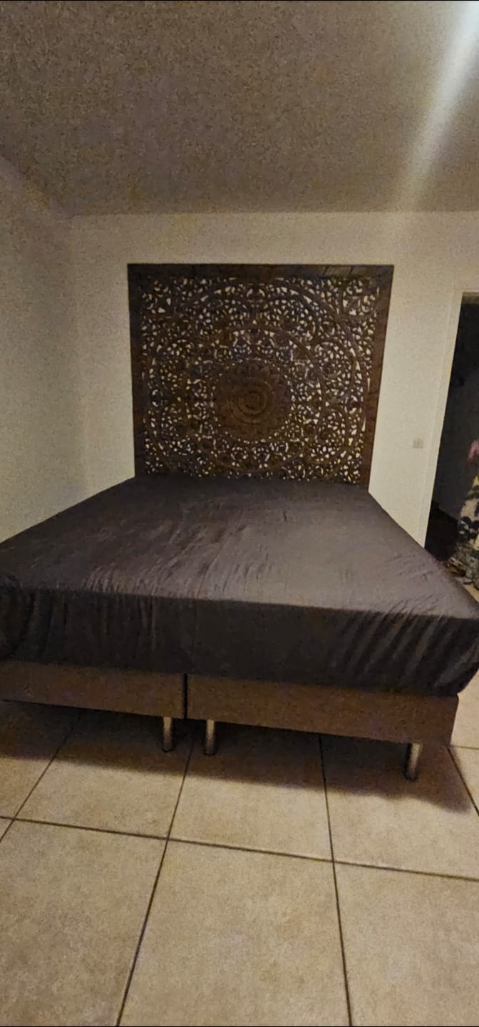Customer photo review of Tête de Lit Mandala Design - California King 180 cm