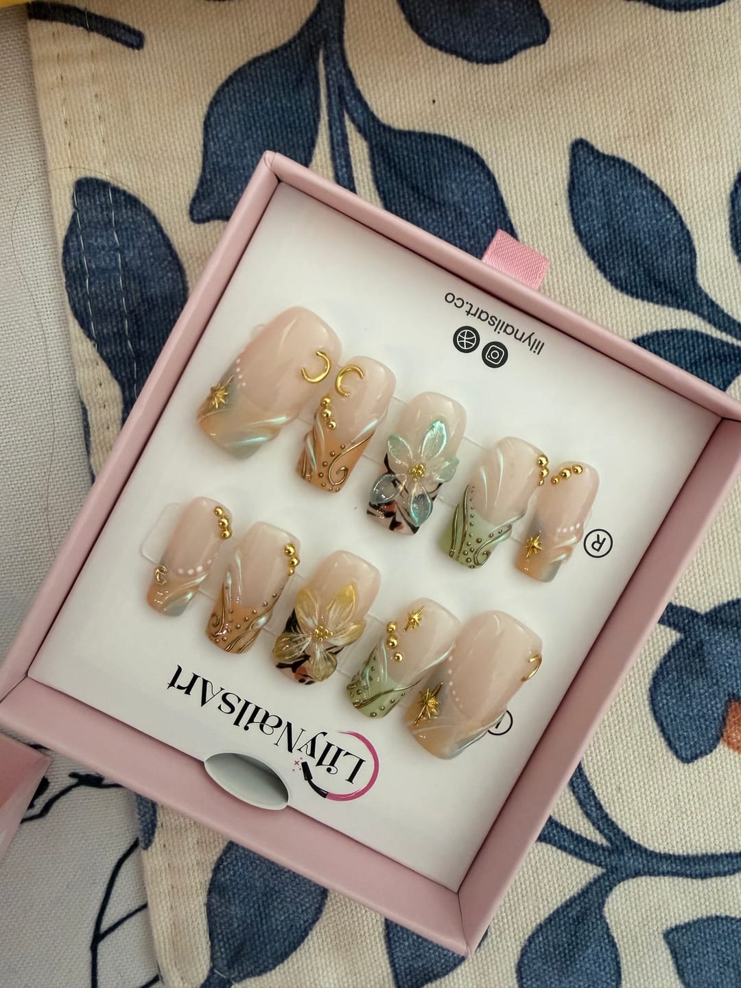 Customer photo review of Midnight summer