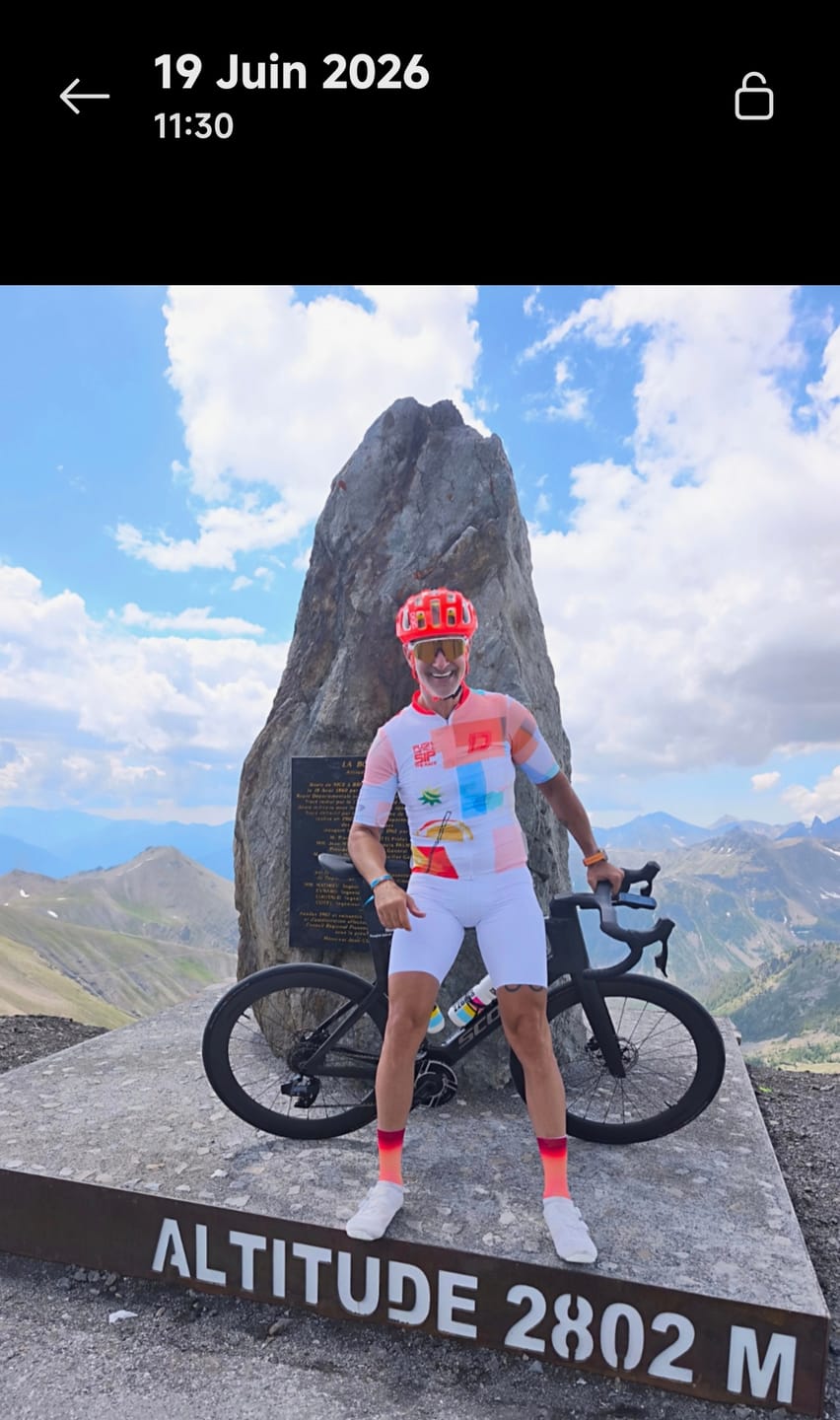 Customer photo review of VIVIDNESS JERSEY - BLACK