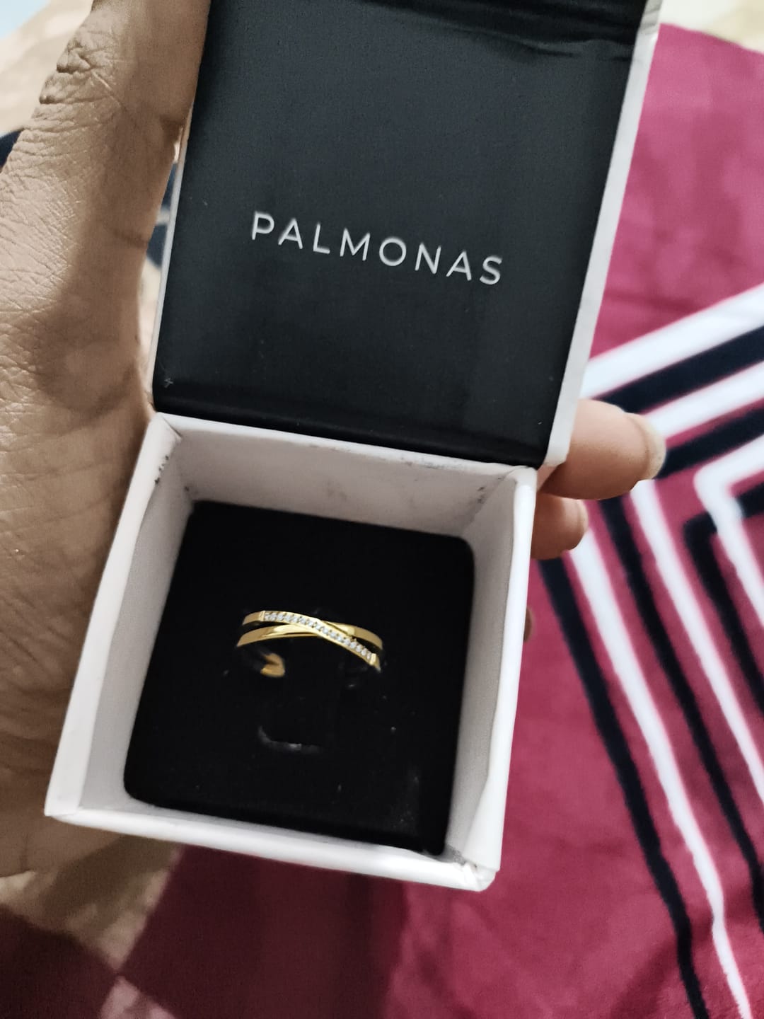 Customer photo review of Cross-Over Stones Lined Twist Ring