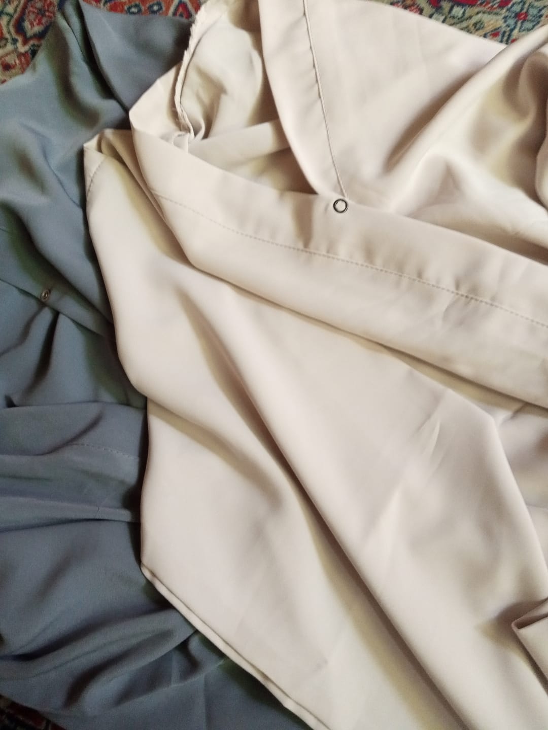 Customer photo review of Plain Abaya