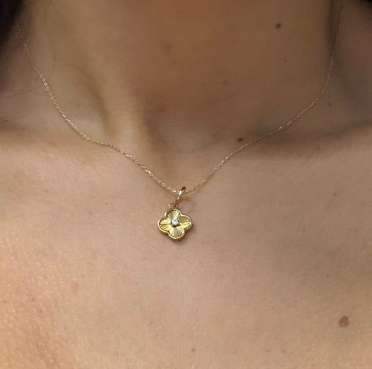 Customer photo review of Pleated Clover Necklace