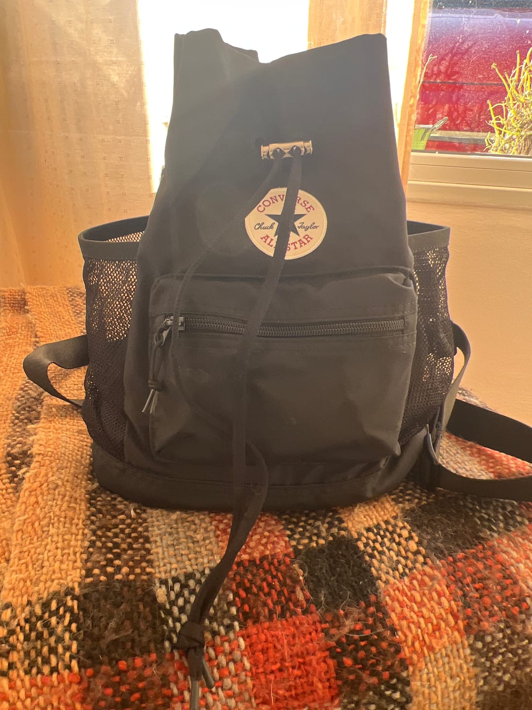 Customer photo review of Mochila Converse Go Lo Cinched Bucket Bag Negro