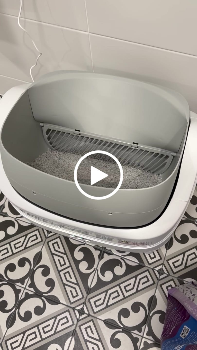 Customer video review of Petbuds™ Open One App Monitoring Self-Cleaning Litter Box with Open Design