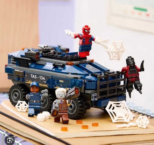 Customer photo review of Spider-Man: Persecución del Furgón Penitenciario