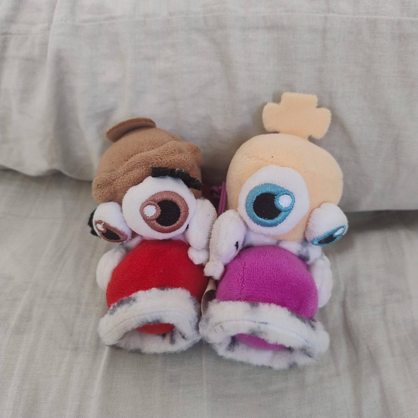 Customer photo review of Kinger & Queenie Magnetic Plush Keychains