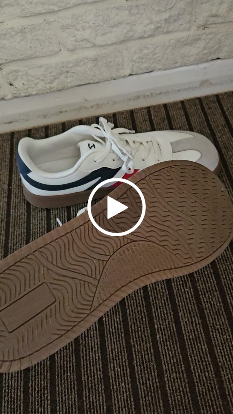 Customer video review of Lily - Wide Toe Shoes