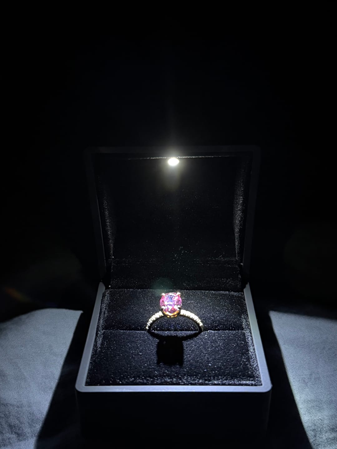 Customer photo review of Luxury Velvet LED Jewelry Giftbox