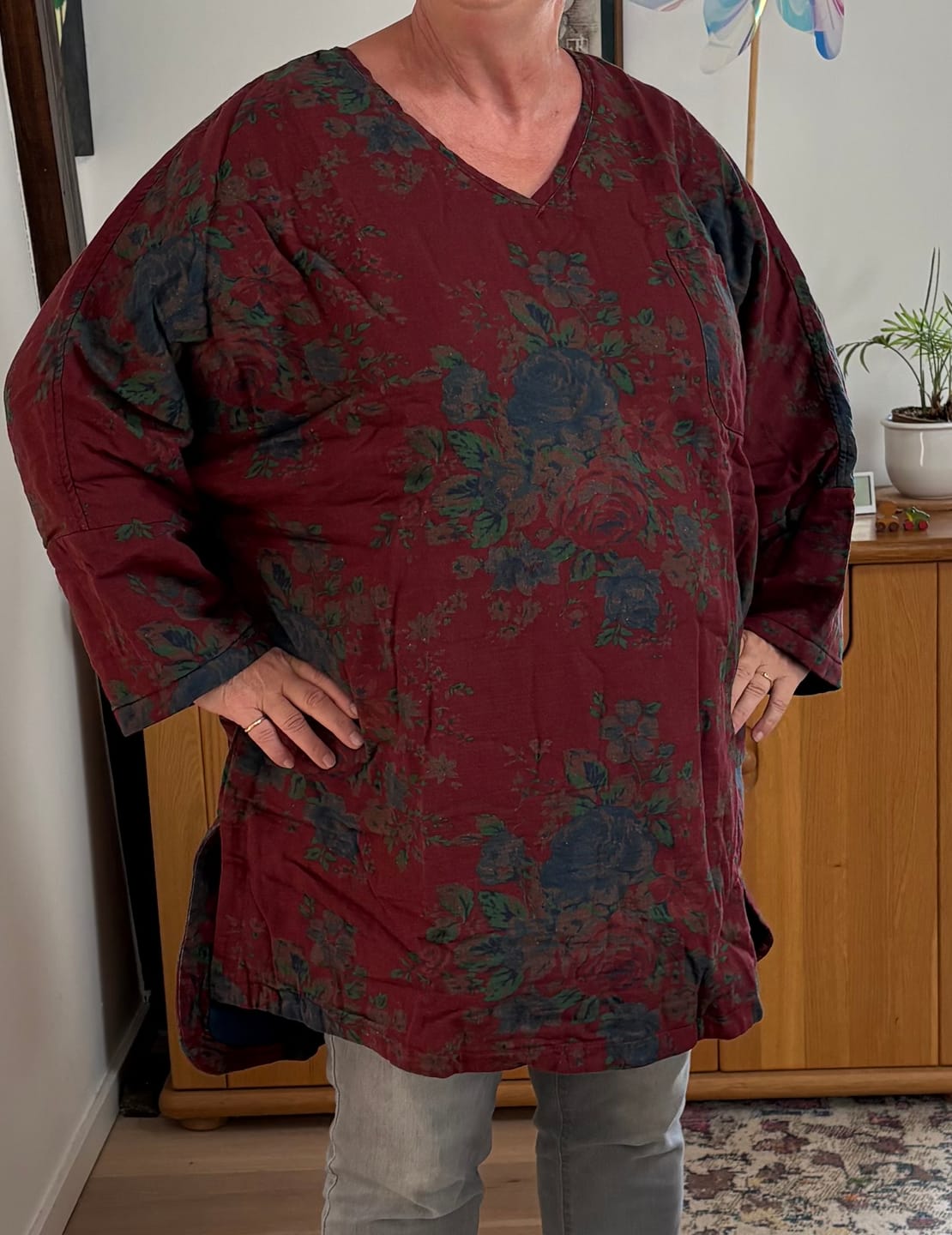 Customer photo review of Plus Size Women Vitage Flower V-Neck Padded Long Coat