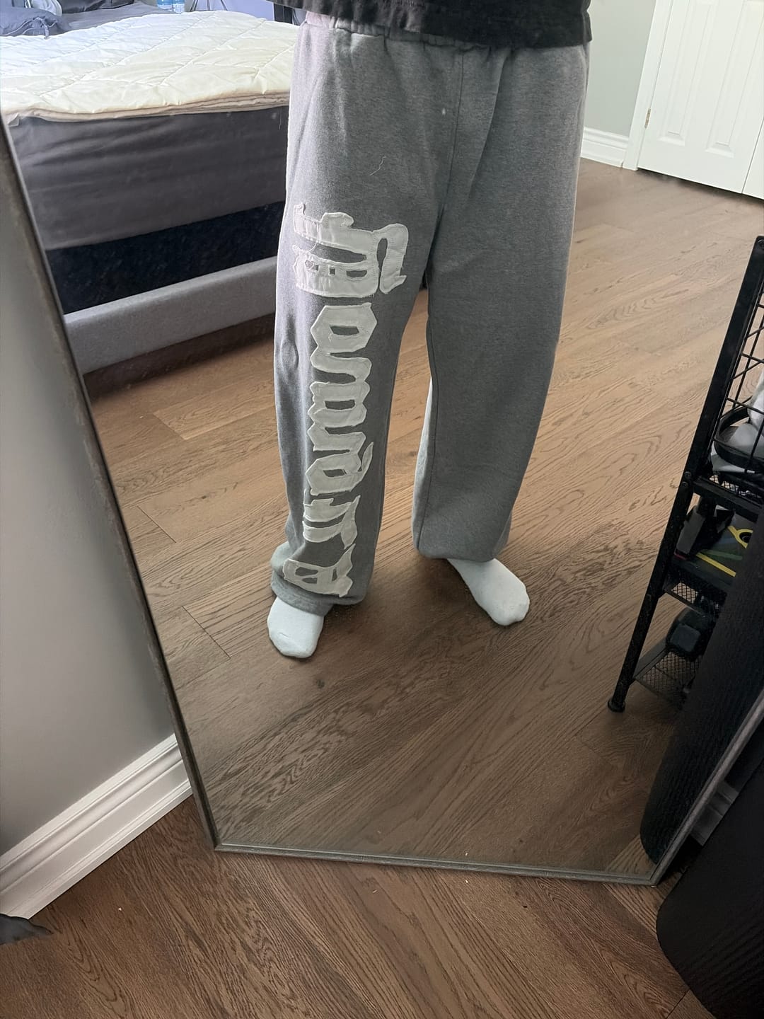 Customer photo review of 2127 - Big Patch Sweats