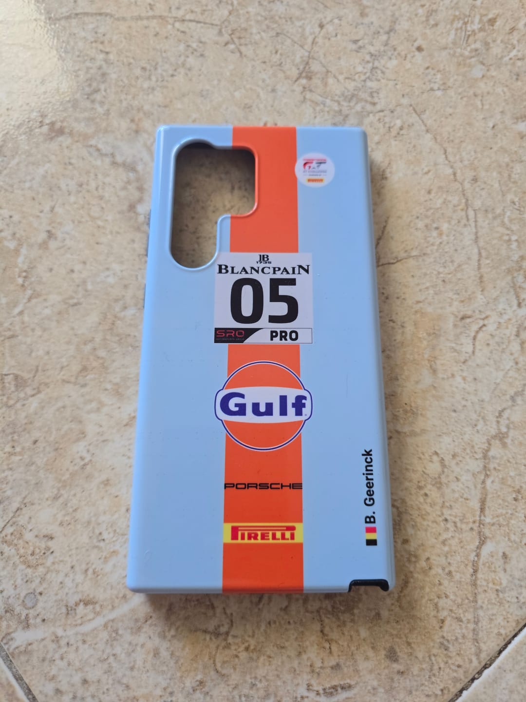 Customer photo review of Gulf Porsche GT Livery  - Individuelle Premium Hülle für Samsung