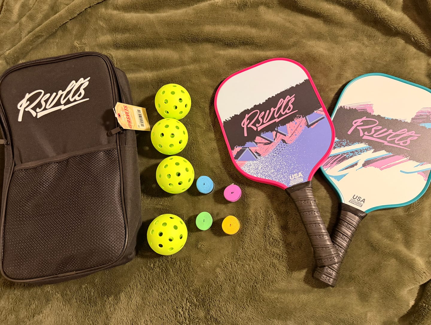 Customer photo review of Baseline Hero / Kitchen Chaos – Pickleball Paddle Set