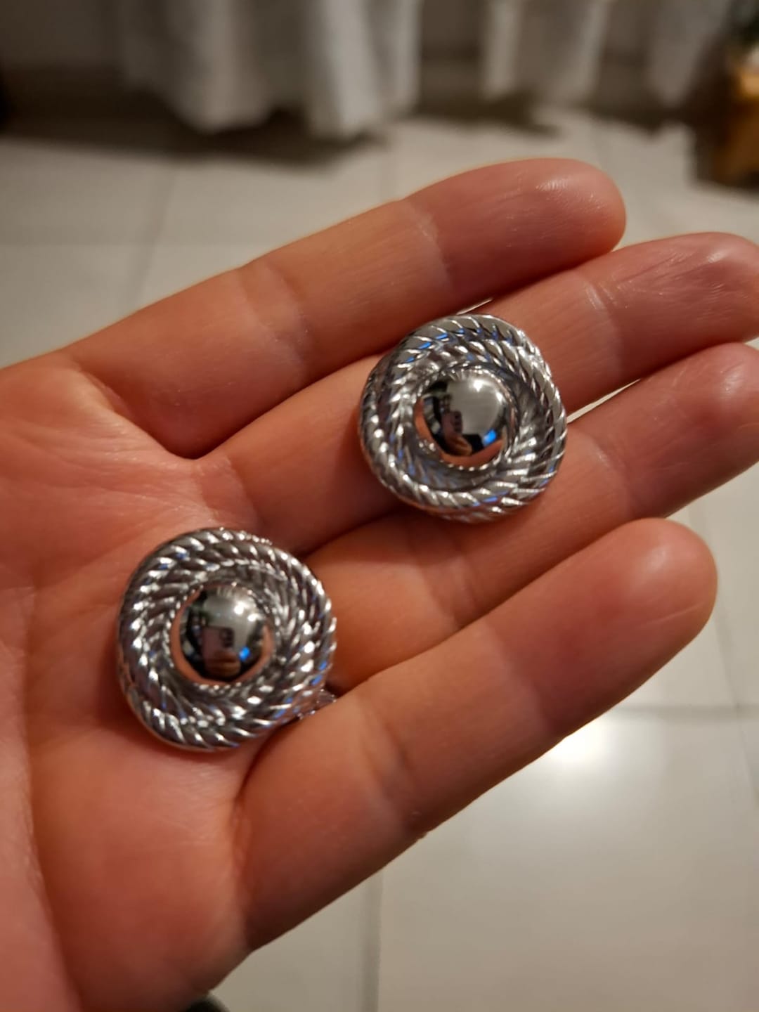 Customer photo review of Aretes Hazel Plata