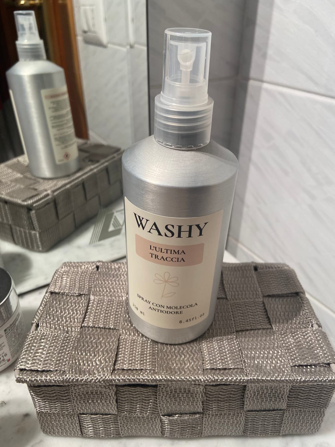 Customer photo review of SPRAY MOLECOLA ANTIODORE L'ULTIMA TRACCIA