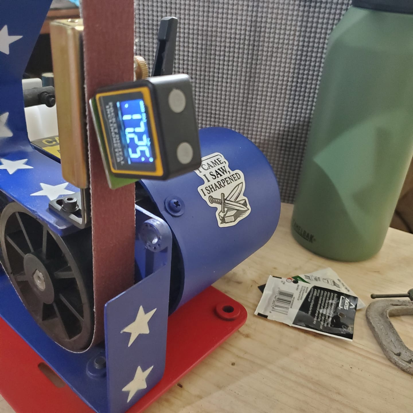 Customer photo review of Digital Mini Angle Cube