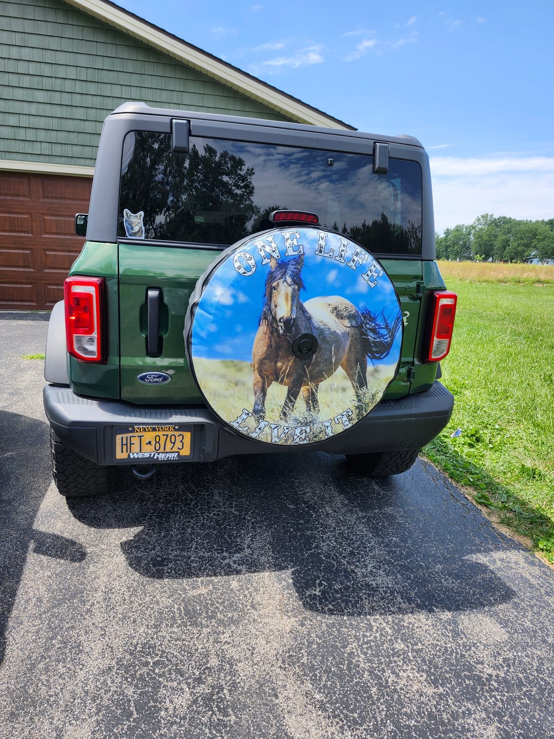 Customer photo review of CUSTOM Ford Bronco Tire Cover
