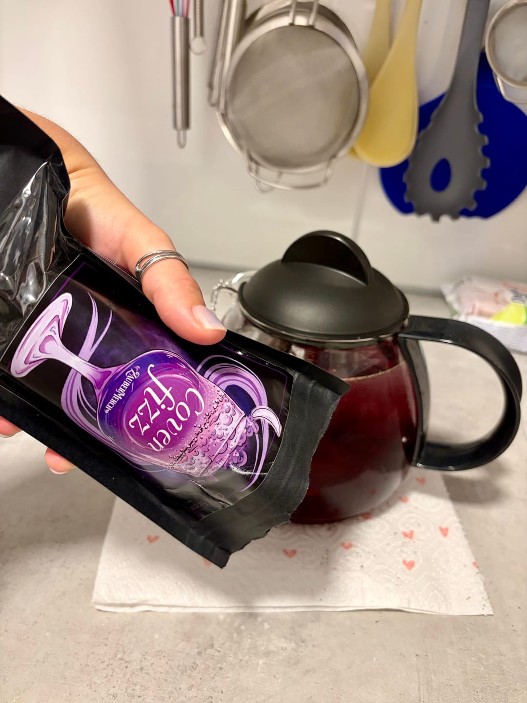 Customer photo review of Coven Fizz Cold Brew Tee – Holunder Eistee