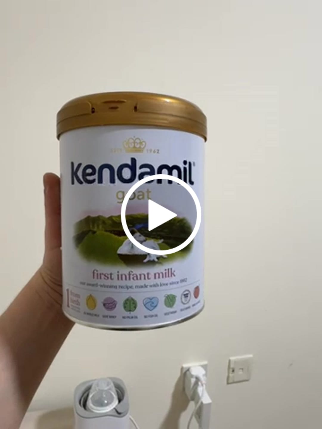 Customer video review of Kendamil Goat Stage 1 First Infant Milk Formula From Birth (800g)