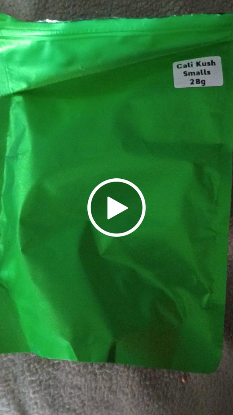 Customer video review of Cali Kush Smalls (BOGO)