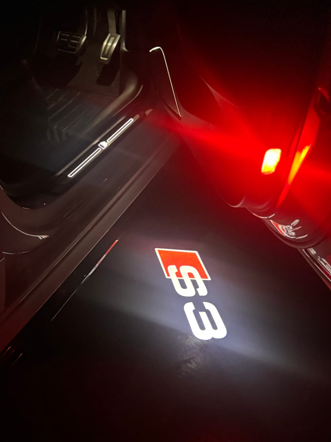 Customer photo review of AUDI DOOR LIGHTS