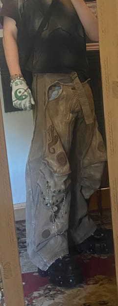 Customer photo review of Personsoul Vintage Earth-Tone Faux-Layer Curved Jeans