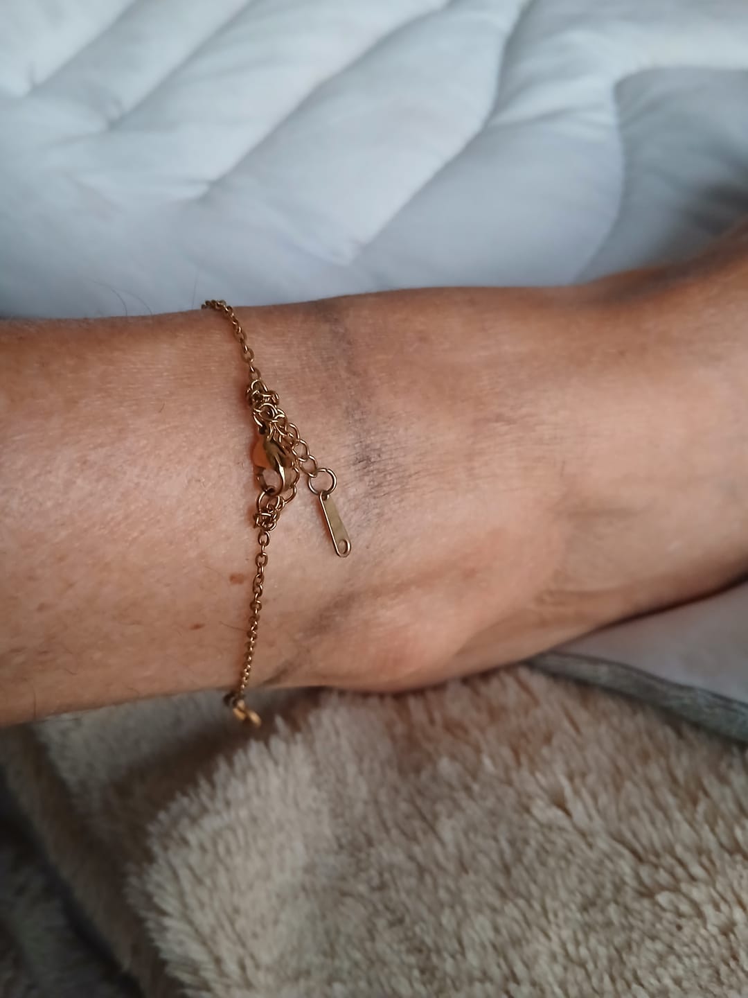 Customer photo review of Heart & Crystal Anklet