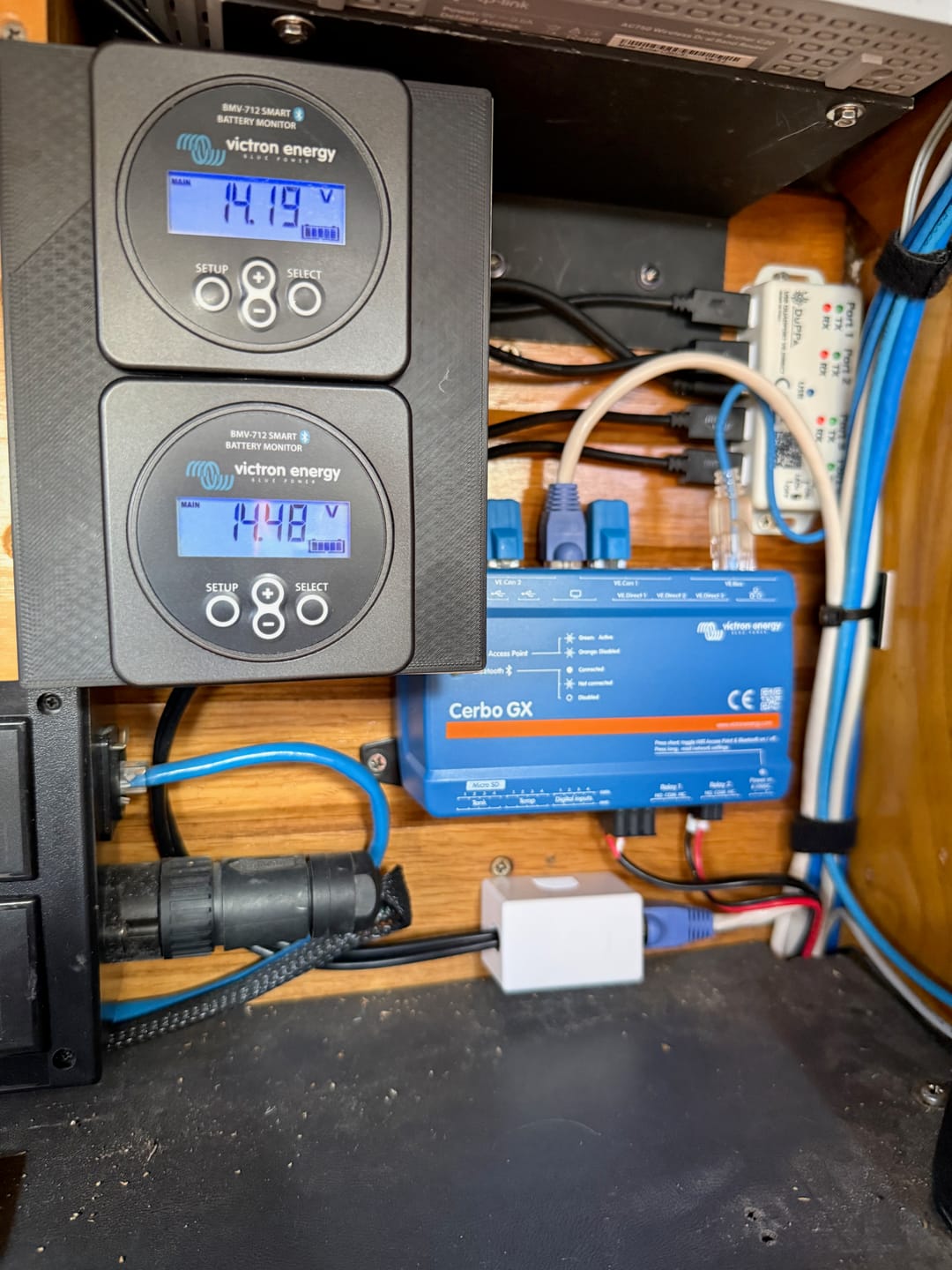 Customer photo review of Victron | Cerbo GX MK2 | (GX BPP900450110)