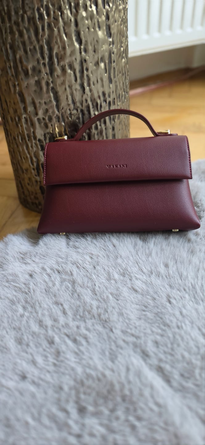 Customer photo review of NANI - BURGUNDY